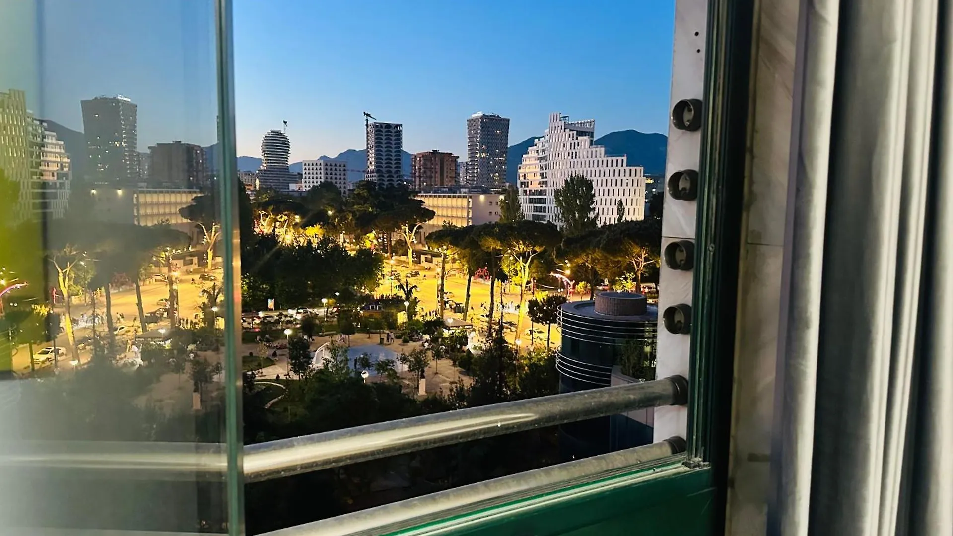 Amo Tower Tirana Center Apartment 0*,  Albania